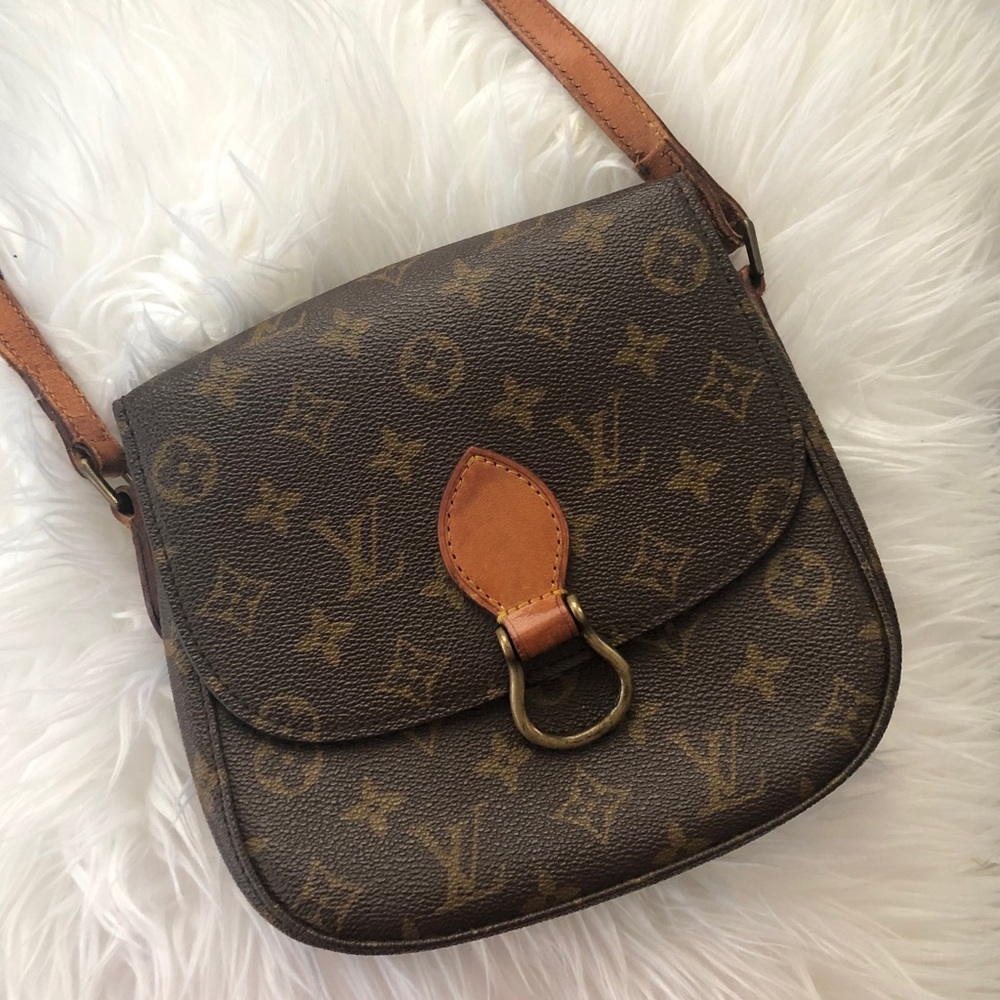 Louis Vuitton St. Cloud Handbag